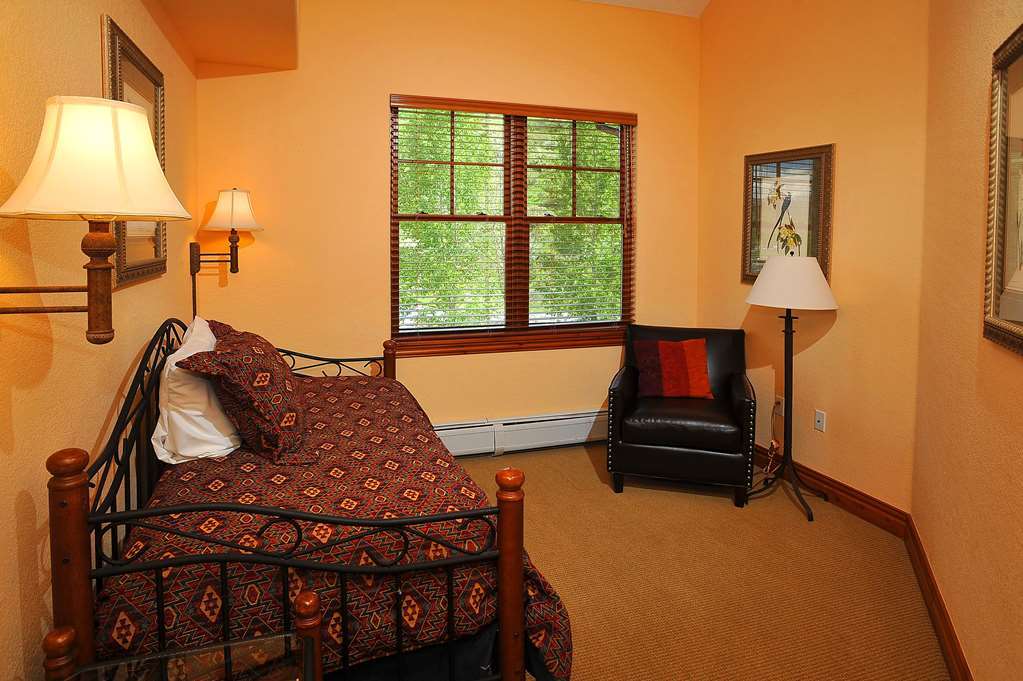 Lodge At Brookside Avon Village Chambre photo
