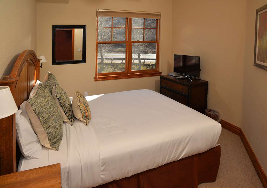 Lodge At Brookside Avon Village Chambre photo