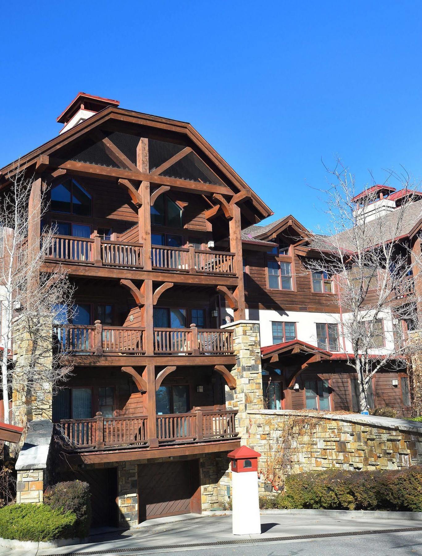 Lodge At Brookside Avon Village Extérieur photo