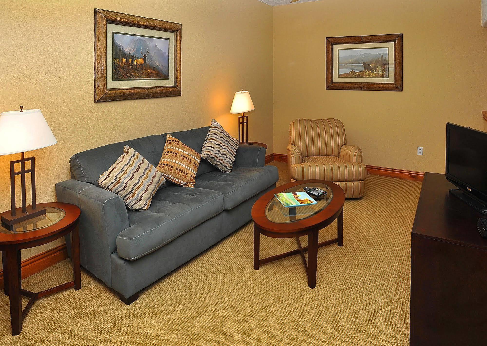 Lodge At Brookside Avon Village Extérieur photo
