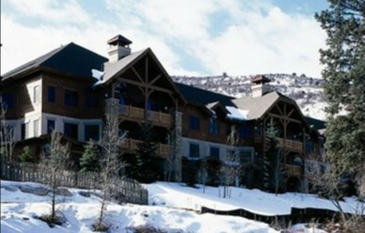 Lodge At Brookside Avon Village Extérieur photo